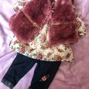 3-6 months. Worn once.